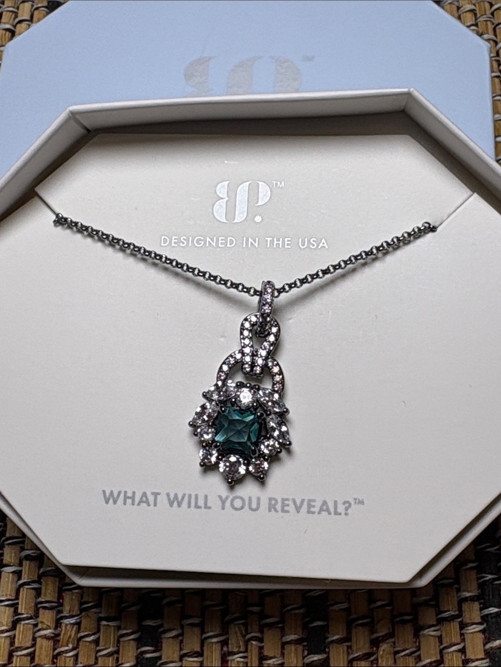 ✨New✨Bomb Party OG Necklace